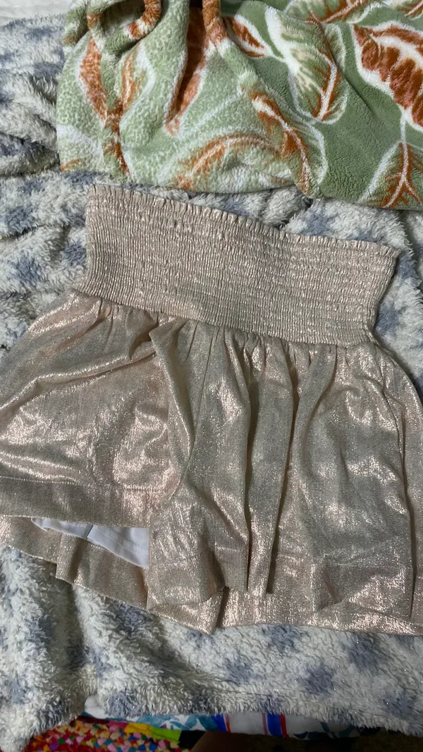 Shorts - Image 2