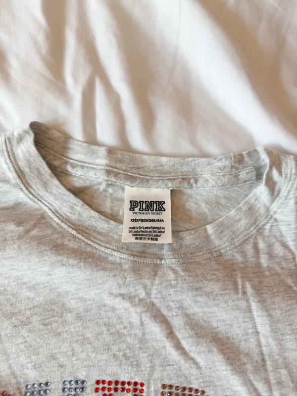 PINK Victoria’s Secret Light Grey Long Sleeve Tee Size XS - Image 4