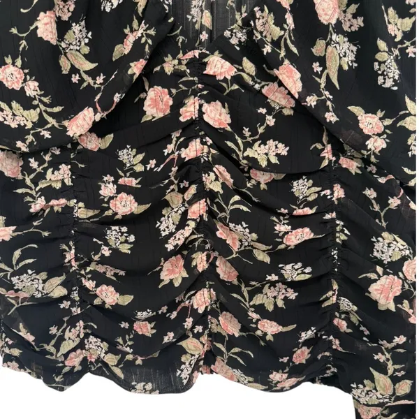 NWT Free‎ People New Final Rose Floral Ruched Cropped Blouse Top Black Sz Medium - Image 9