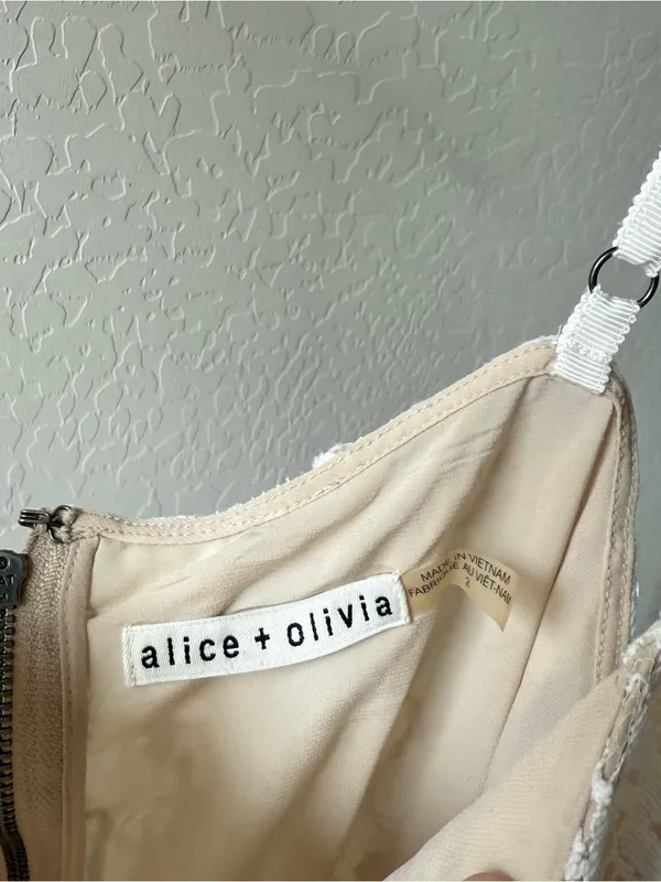 Alice + Olivia Cassia Lace Romper Sleeveless Ivory - Image 7