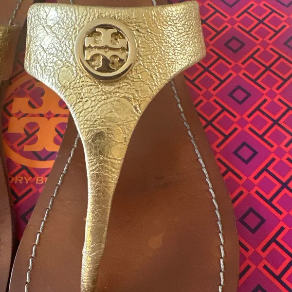 Tory Burch Cameron Gold‎ Leather Sandals 9.5 - Image 12