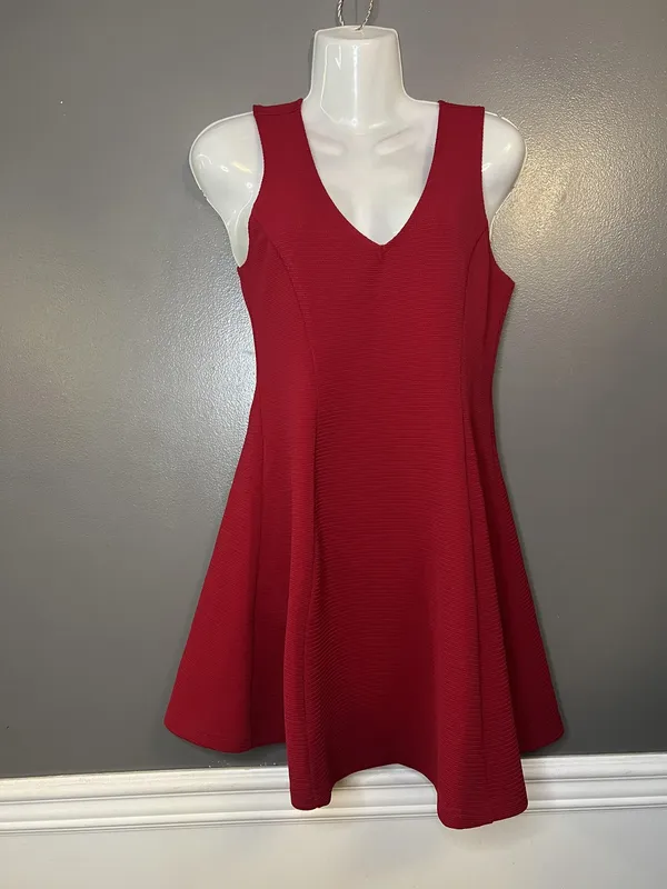 Forever 21 Dress Womens Medium Red Textured Knit Sleeveless V Neck Fit & Flare - Image 2