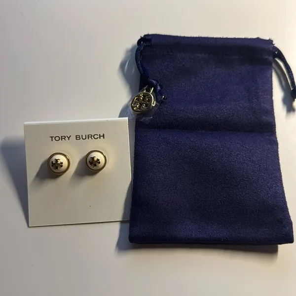 Tory Burch Melodie Stud Earrings New in Packaging. Luxury Holiday Jewelry - Image 2
