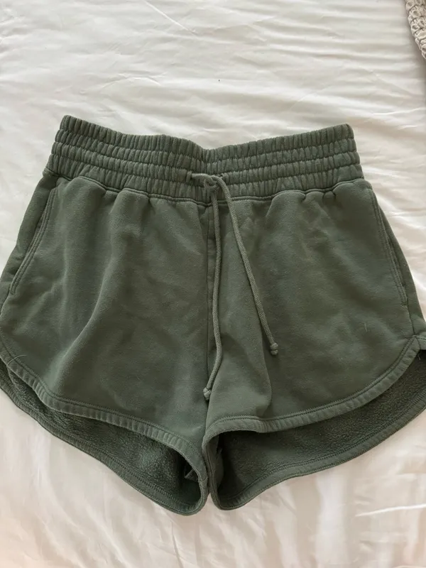 Abercrombie shorts - Image 2