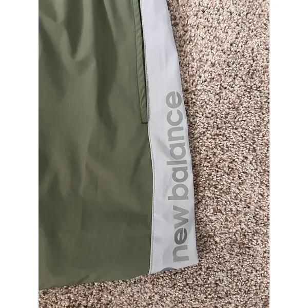 New Balance Green Track Pants Women's Athletic Relaxed Fit Zip Ankle - Image 2