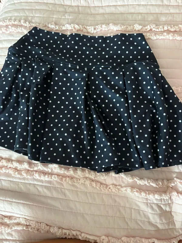 Hollister blue and white poka dot skirt - Image 2