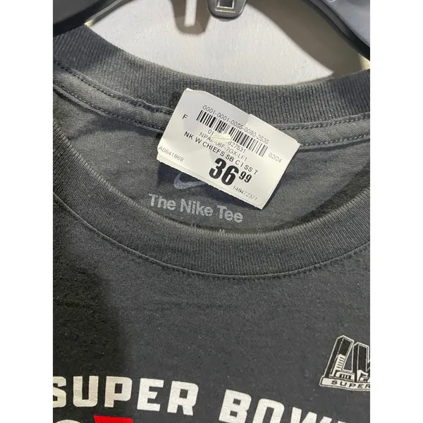 Nike‎ T-Shirt Womens Medium Black Super Bowl LVIII Champions Chiefs NFL Graphic - Image 3