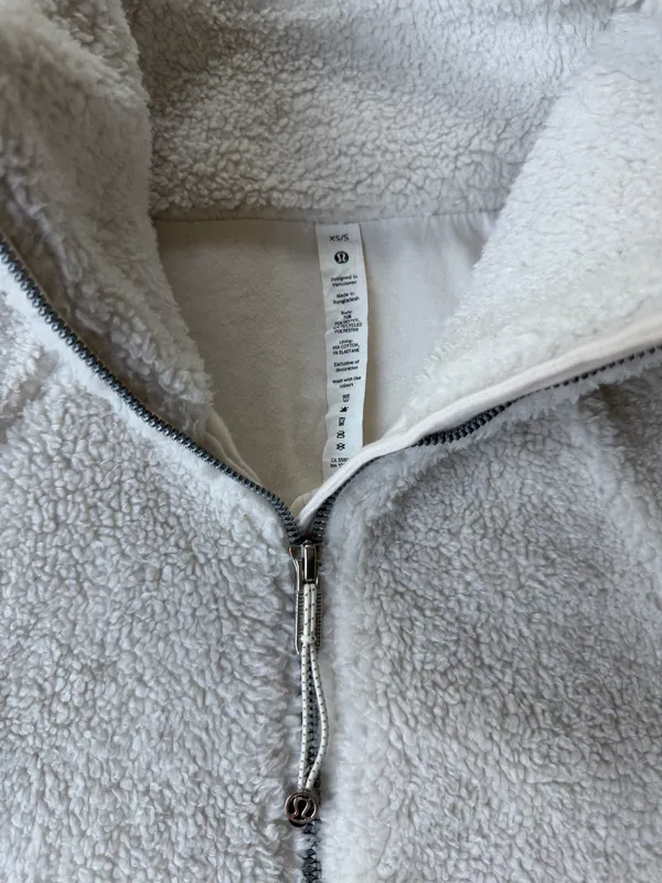 Lululemon Sherpa Jacket XS/S Winter Zip Up - Image 3