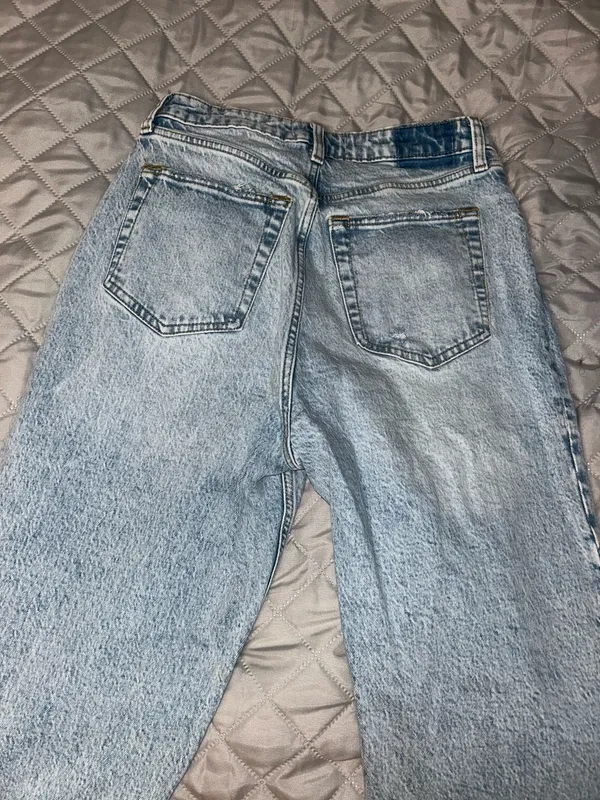 Abercrombie Curve Love Jeans - Image 3