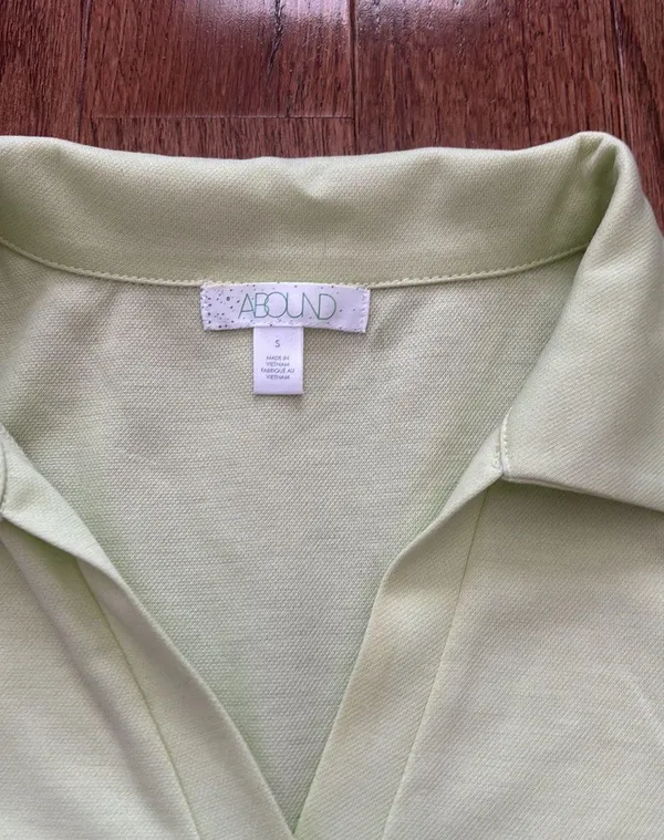 Abound NWT cropped collared preppy baby green sleeveless top - small - Image 2
