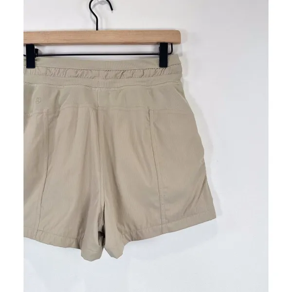 Lululemon Womens Shorts Beige Dance Studio High Rise Athletic Stretch Size 4 - Image 8