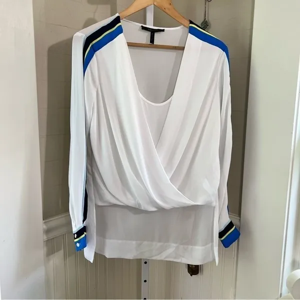BCBGMAXAZRIA Seraphine Wrap Top White Blue Striped Sleeve Blouse Size XS - Image 2