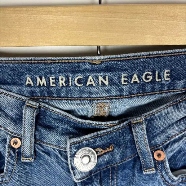 American Eagle Baggy Denim Jeans Size 2 High Rise Distressed Medium Wash - Image 4