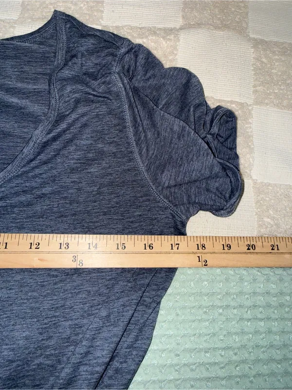 NWOT Vuori All Day Jumpsuit size S - Image 4