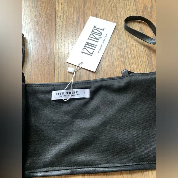 NWT 12th tribe faux leather tie front top large black - Image 3