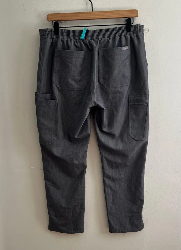 FIGS - Yola Skinny Scrub Pants Graphite Medical Nurse Doctor Petite - Image 4