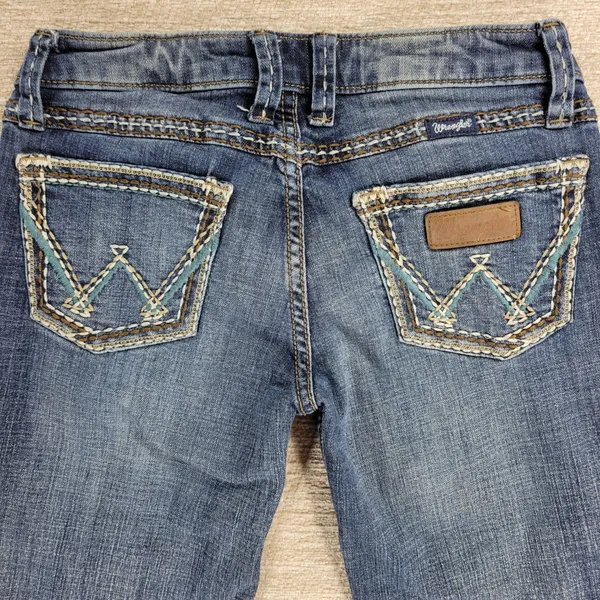 Wrangler Retro Low Rise Boot Cut Jeans Size 0/34 Tall Medium Wash Denim Western - Image 6