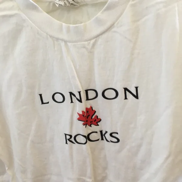 FINAL MARKDOWN Ladies short sleeved tee small White - Image 2