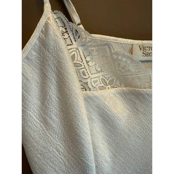 VINTAGE 90s VICTORIA'S SECRET GOLD LABEL CAMISOLE‎ - Image 2