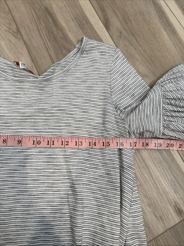 Anthropologie Eri + Ali Trina striped bubble sleeve tee size medium - Image 6