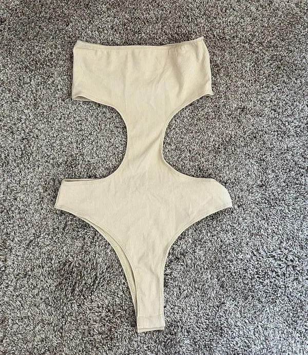 Edikted Bodysuit Cut-Out - Image 2