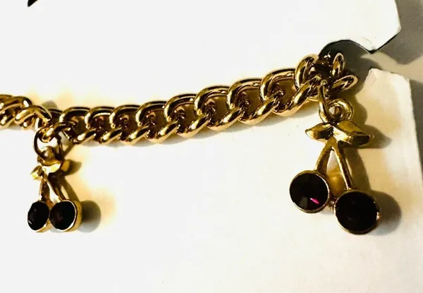 Urban Outfitters Cherry Charm Necklace NWT! Gold/ruby - Image 5
