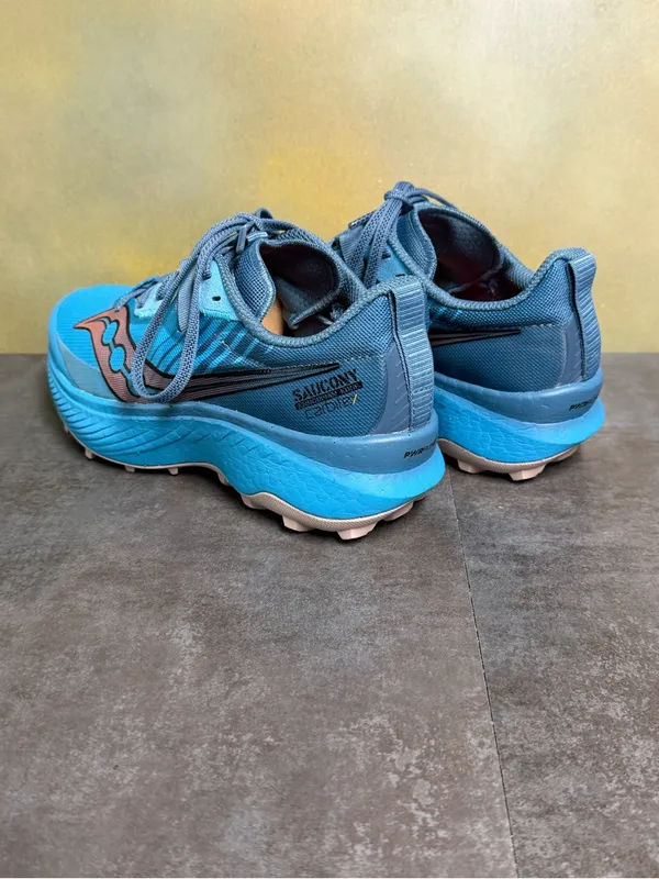 Saucony Endorphin Edge Cushioned Women's Blue Trail Running Shoes Size 7.5 - Image 13