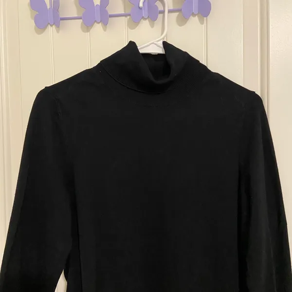 NWOT Premise women’s black thin soft‎ knit gold button turtleneck top large - Image 3