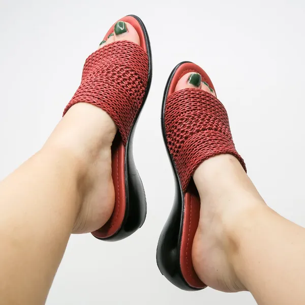 Vintage 90s Cabin Creek Red Woven Wedge Sandals - Image 7