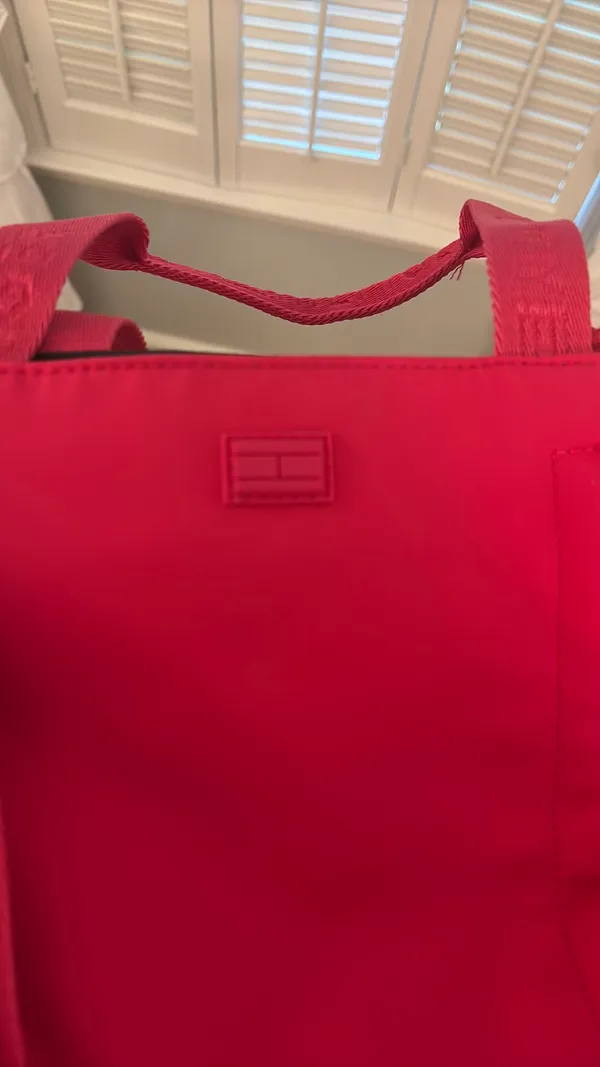 Hot pink Tommy Hilfiger bag - Image 6