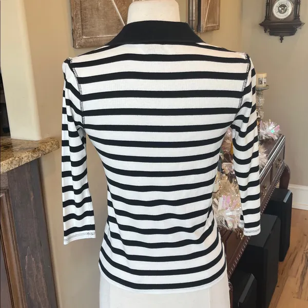 Tommy Hilfiger Black and White Striped Cotton Knit V Neck Collared 3/4 Sleeve - Image 5