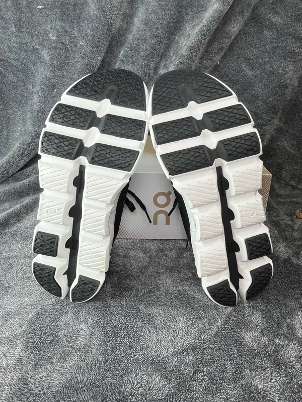 On Cloudswift 4 Black White Women’s 9.5 Running Shoes Sneakers New⁠ - Image 4