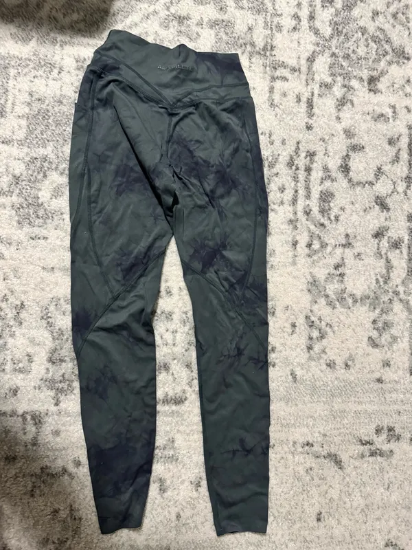 Alphalete Leggings - Image 2