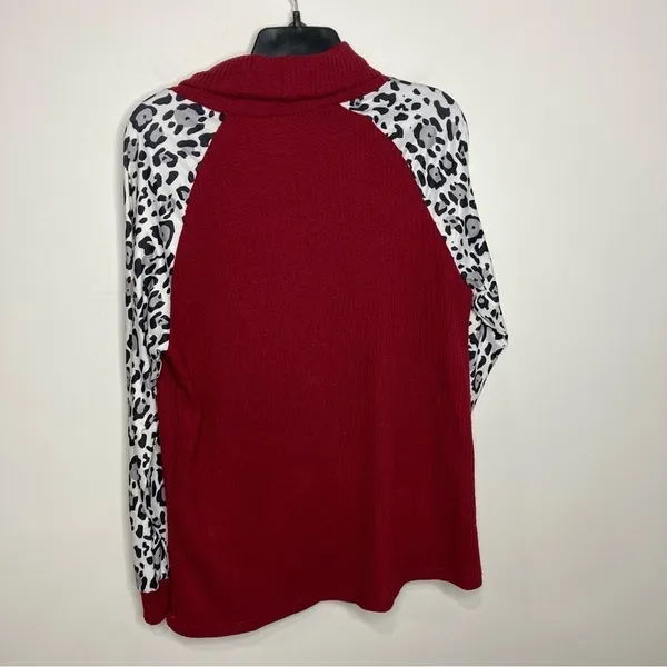 Amazon‎ pullover size large - Image 5
