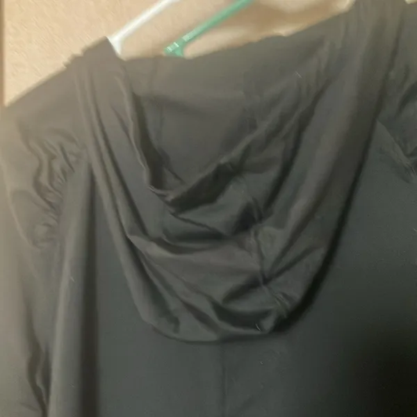 FINAL MARKDOWN Danskin Black Fitted Hoodie small - Image 6