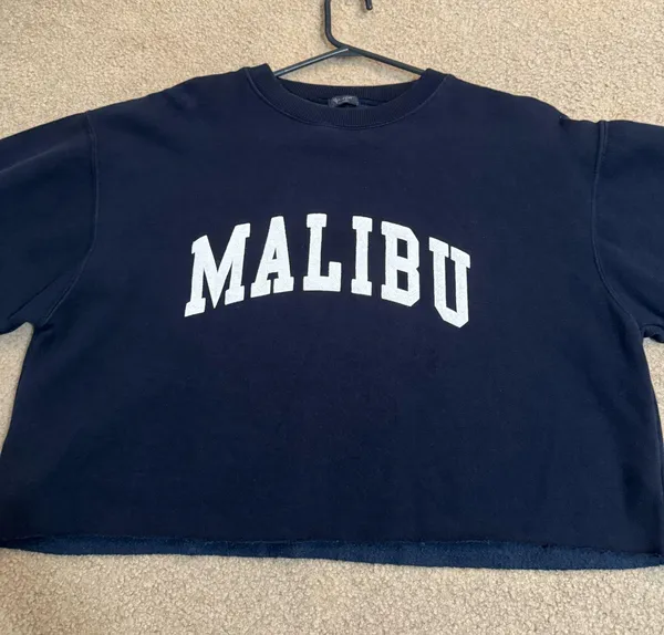 Cropped Long Sleeve - Image 3