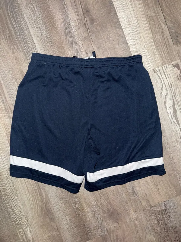 Nike shorts athletic  - Image 4