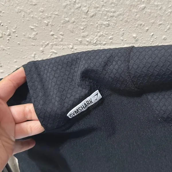 Gymshark Black Leggings Sleek Athletic Wear - Image 10
