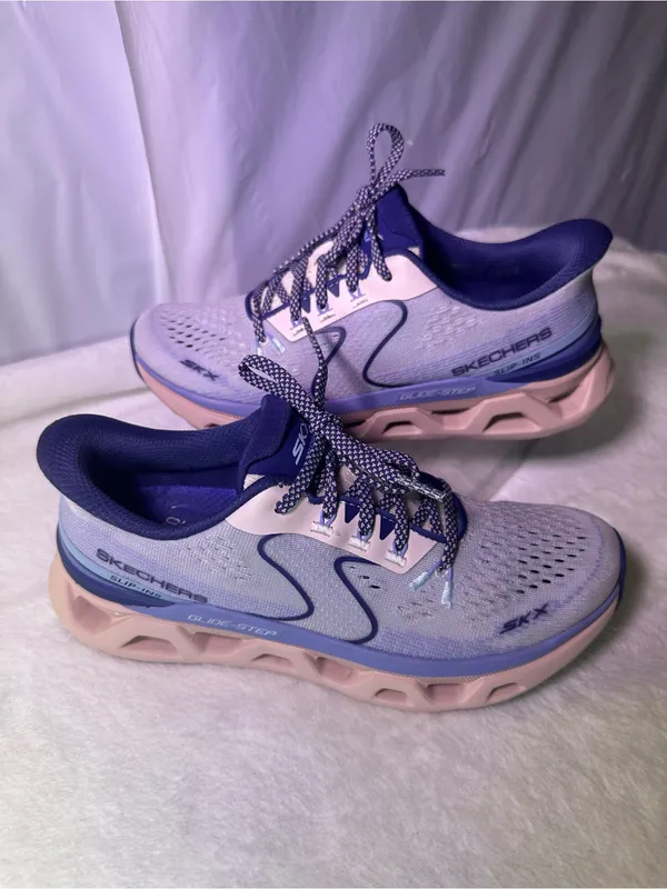 Skechers Glide-Step Athletic Shoes in Lavender and Light Pink - Image 2