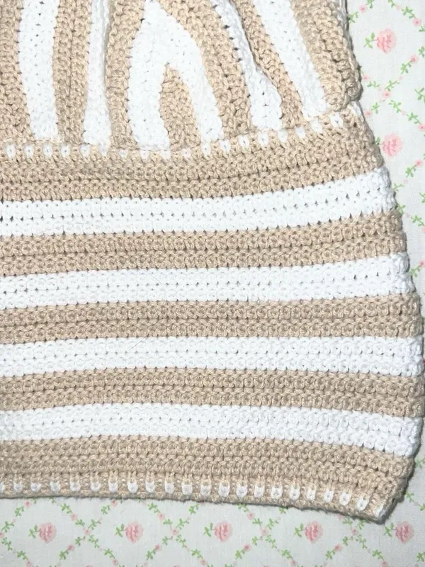 Willow & Wind crotchet tank top Tan - Image 4