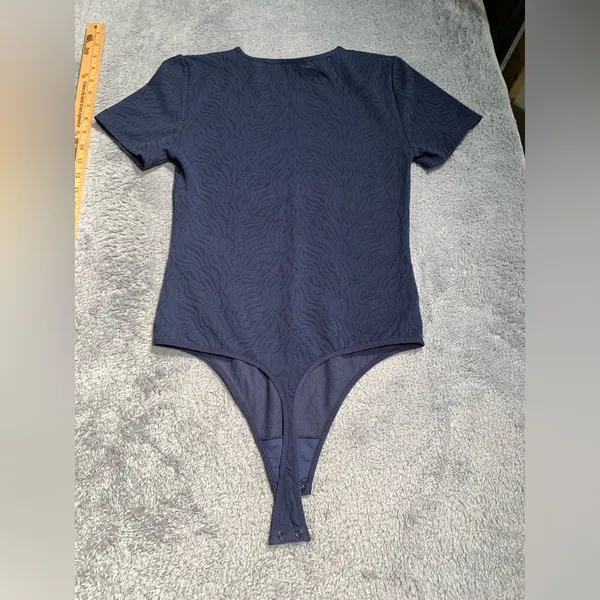 Babaton Navy Blue Textured Bodysuit medium - Image 10