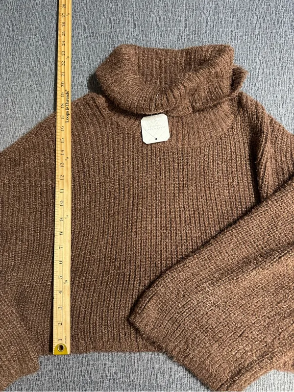 Altar’d State Women’s Cropped Turtleneck Sweater - Image 11