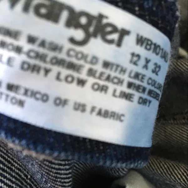 FINAL MARKDOWN Ladies wrangler jeans 12 x 32 - Image 6