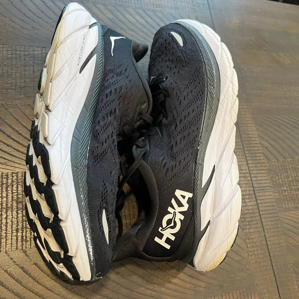 Hoka Clifton 8 black and white shoes size 8.5 B women - Image 11