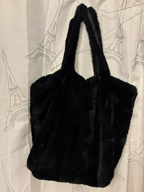 Victoria's Secret fur purse large inside casual or western wear.tote - Image 3