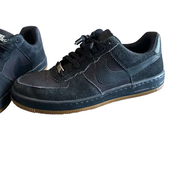 Women’s Nike Black Suede 2014 Air Force 1 Gum Soles Size 9 - Image 2