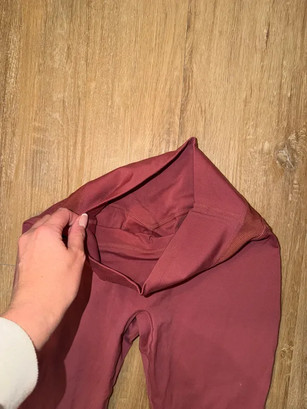 Alphalete Leggings - Image 5