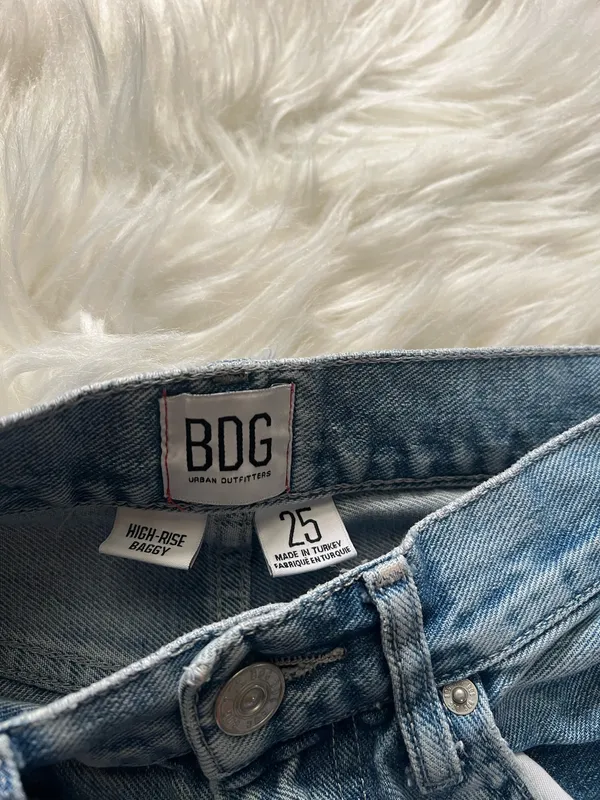 Urban Outfitters BDG High Rise Baggy Denim Jeans Size 25 - Image 4