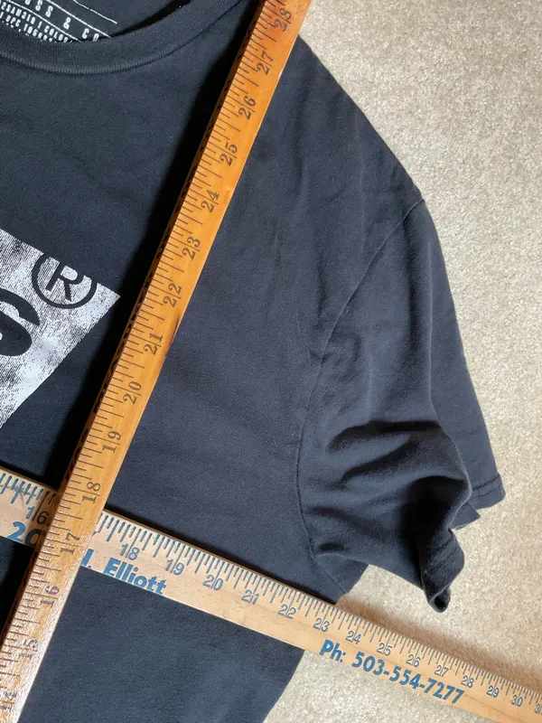 Levi’s T-Shirt Logo - Image 2