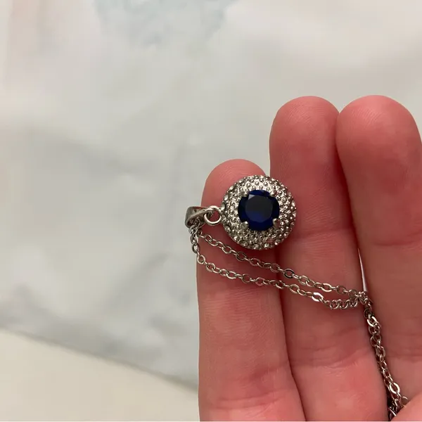 Silver tone women’s sapphire blue cable chain‎ Crystal rhinestone necklace - Image 4